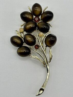Vintage Coro Pegasus Moonglow Brown Lucite Flower Brooch Rhinestones Faux Pearls